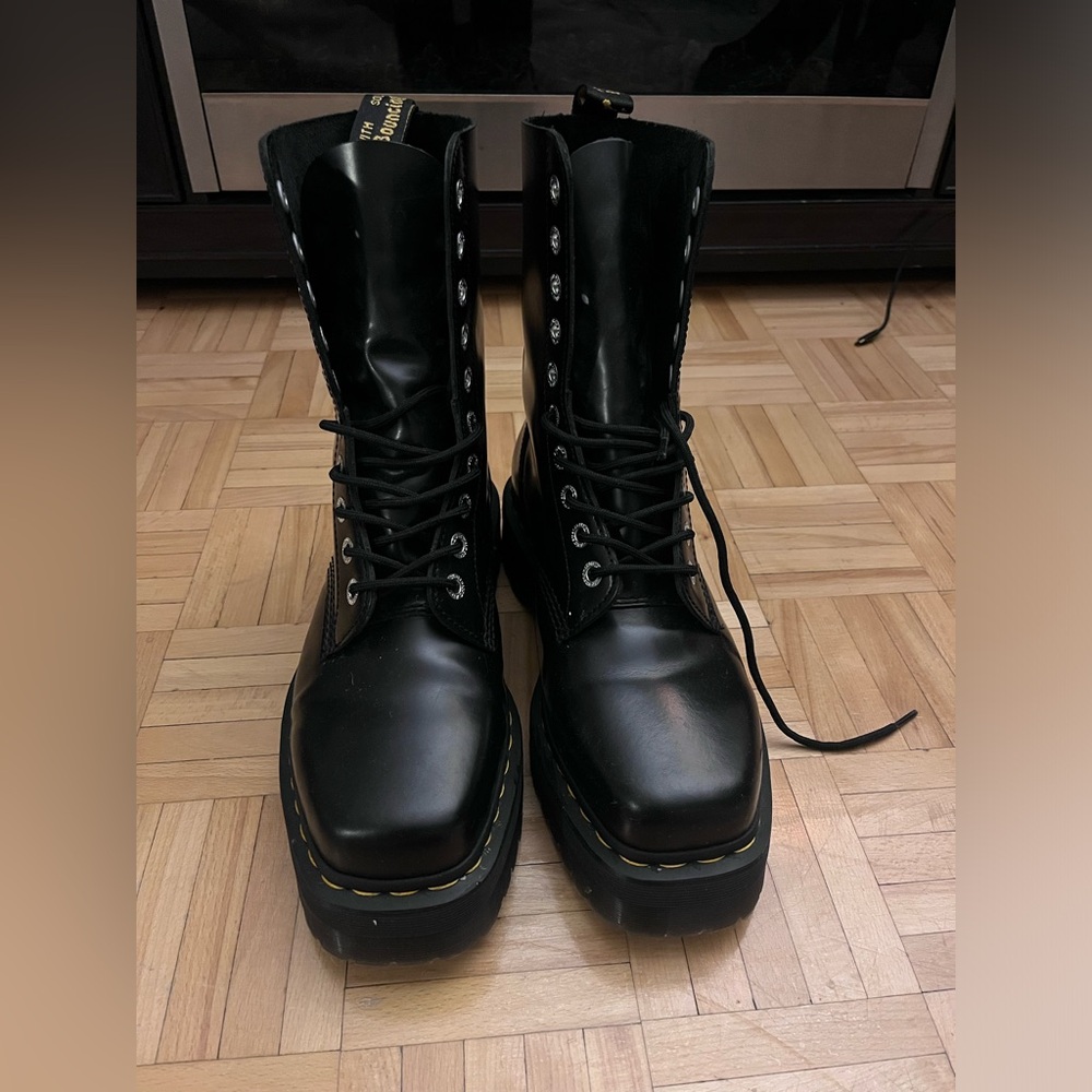 Dr. Martens 1490 Quad Squared 10 Hole